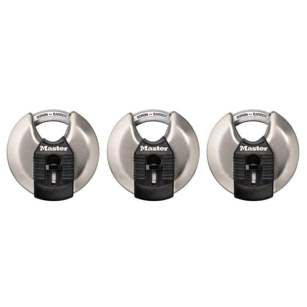 Master Lock M40XTRI Magnum 2-3/4 in. Wide Stainless Steel Discus Keyed Padlock w