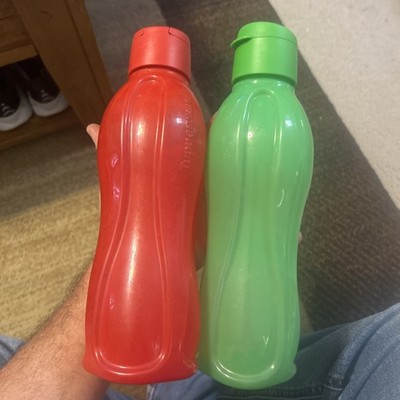Lot Of 2 New Tupperware Eco Water Bottles, 16oz, Red And Green Set