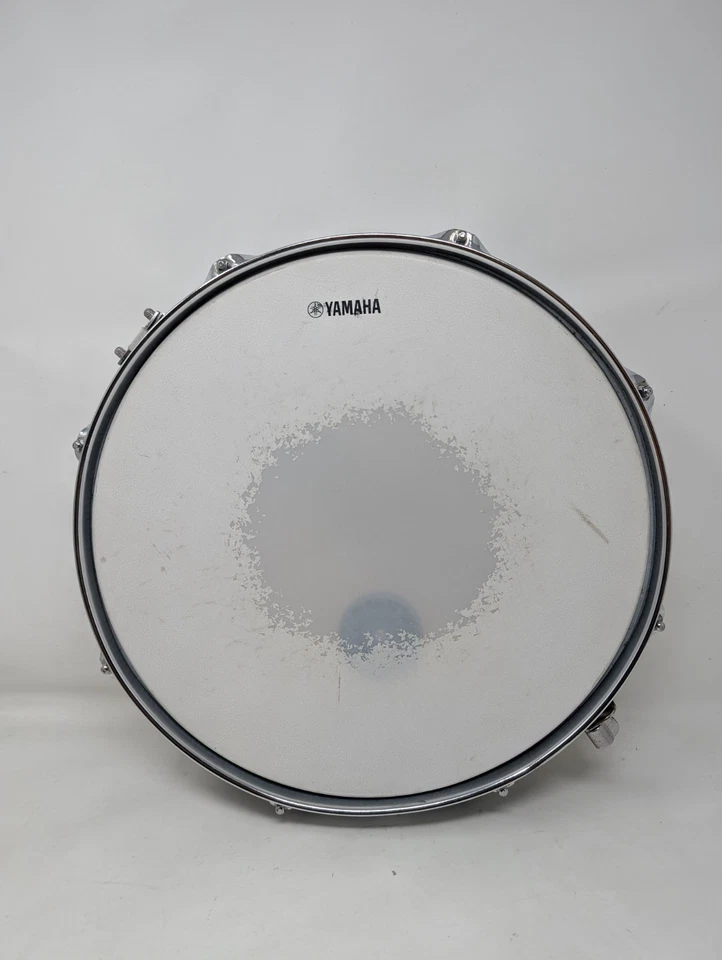 Caja Yamaha 13"x4" Hecho en Taiwán SD Foto 3 de 4