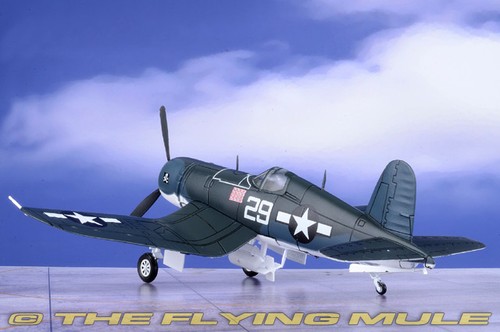 De Agostini 1:72 F4U Corsair USN VF-17 Jolly Rogers Ira Kepford White 29 - Picture 2 of 8