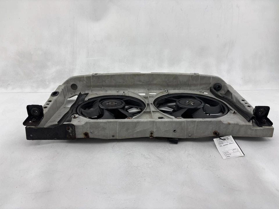 1989-2001 Ford Taurus Radiator Cooling Fan Assembly OEM - Image 4 of 4