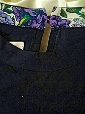 BLUSA DE ENCAJE ASTER de Vera Bradley en Azul Marino, Patrón LAVANDA MEADO, Grande, Nueva con Etiquetas