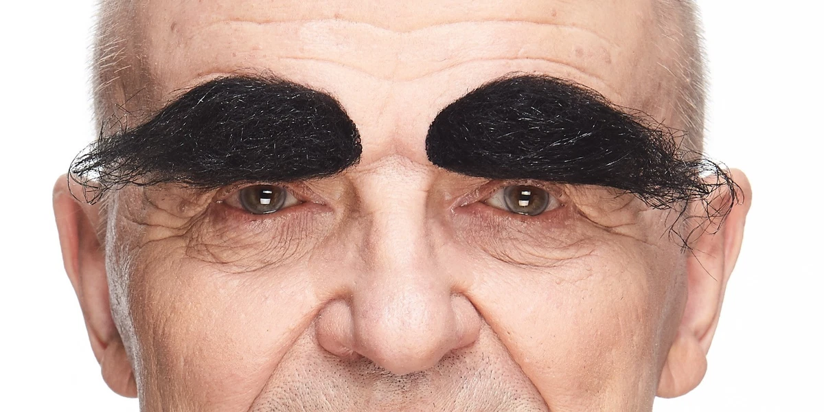 Fake Looking Eyebrows