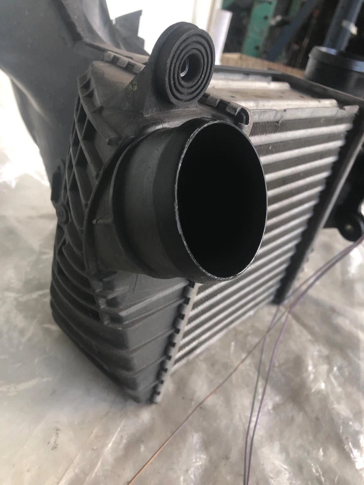 Intercooler VOLKSWAGEN GOLF GTI 2000-2003 montaje lateral turbo conjunto 1J0145803F Foto 3 de 4