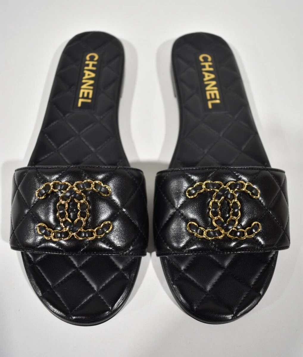 Chanel 23P Black Chain Gold CC Logo Quilted Mules Slide Sandal Slip On Flat  40.5