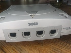 SEGA Dreamcast Home Console - White Console Only HKT-3020 - NO POWER