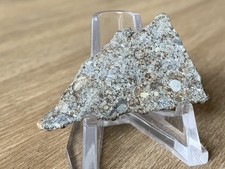 Météorite SLICE NWA 12263 Chondrite L3-S2-W0/1  11 g  52x30x5 mm (Maroc)