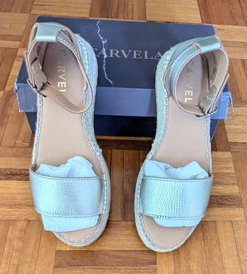 Carvela Gold Leather Chase Sandal - Size 41 - Image 1 of 4