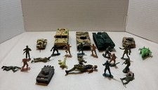 Mixed Lot of Damaged Soldiers And Vintage Military Vehicles - Fallen Soldiers