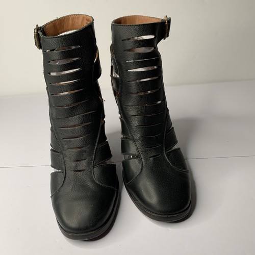 Free People Hayes Women’s 39 (8-8.5) Black Leather Block Heel Strappy Closed Toe