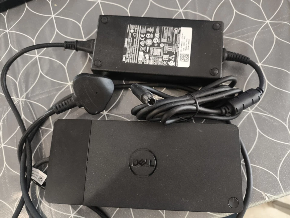Dell WD19S USB-C Docking Station with 180W Power Adapter, HDMI DP USB 3.0 - Image 1 of 1