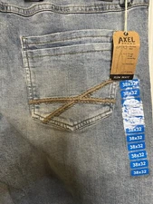 New NWT Men's Axel Slim Boot Stretch Jeans 38x32 Distressed