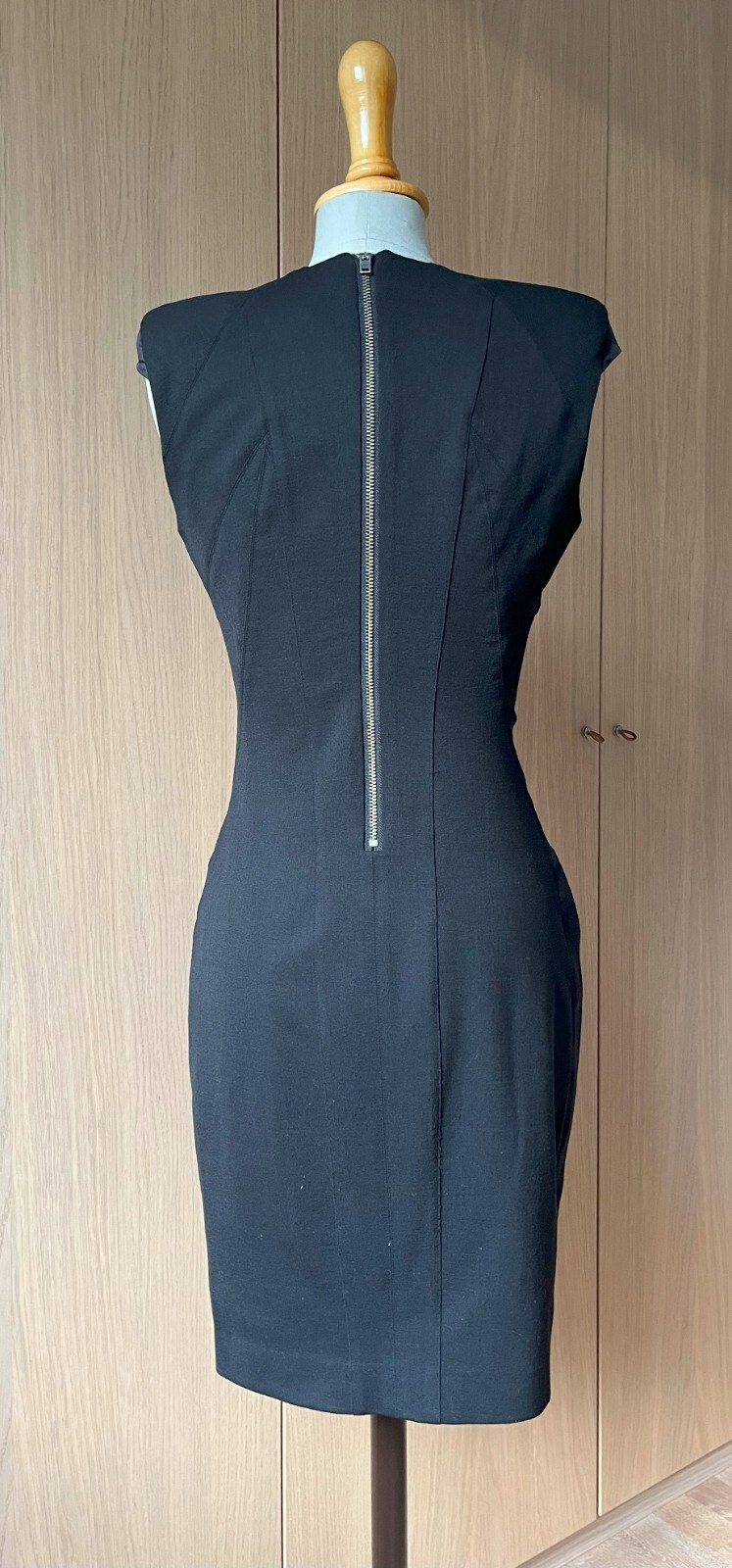 Foto 2 di 2