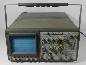 Hitachi-V-1100A-100MHz-4-Channel-Oscilloscope