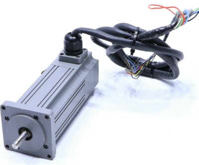 `` CONTROL TECHNIQUES 960105-06 SERVO MOTOR 240 VAC 3 AMP 0.47 HP 0.35 KW 5000 R