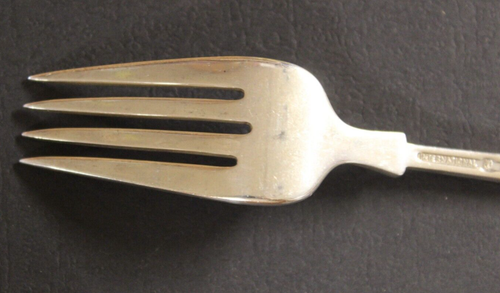International Individual Salad Fork 1810 6 3/8 in. ~45G (1930) - Picture 5 of 9
