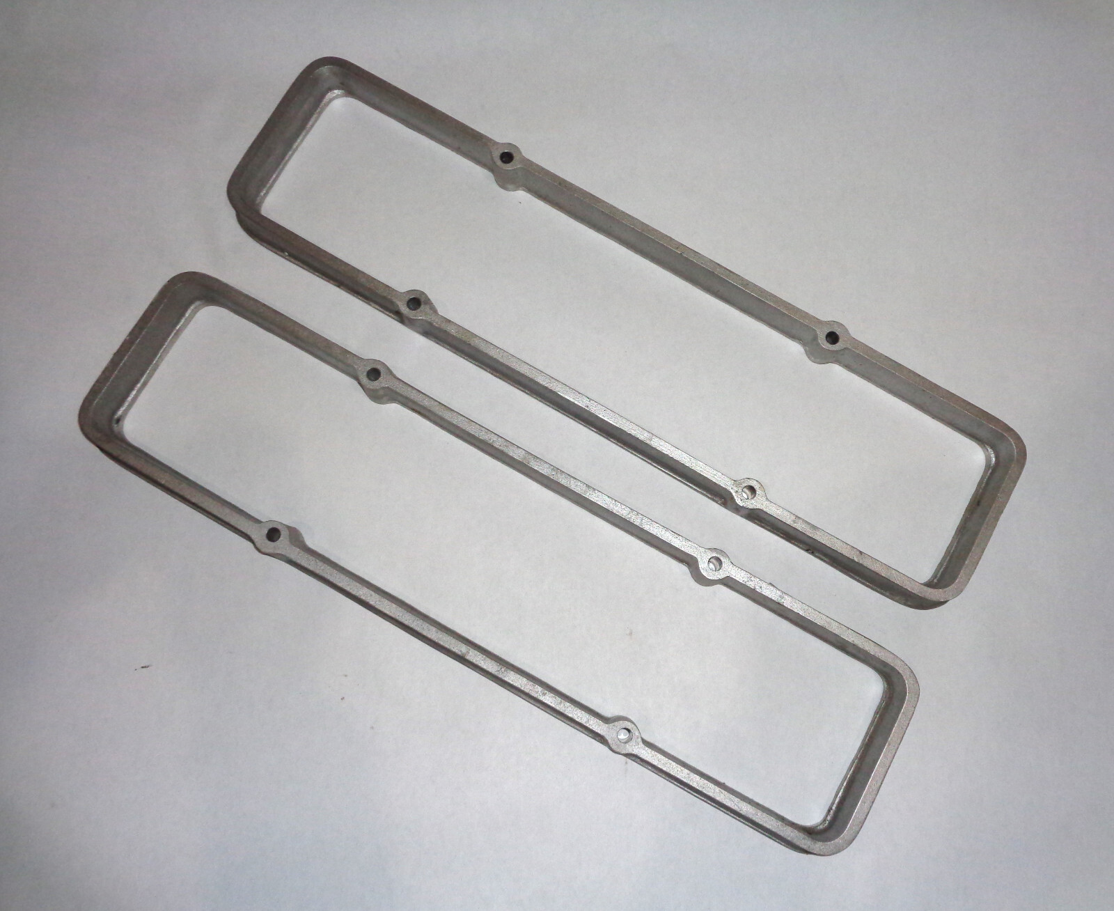 B&B Performance Valve Cover Spacers SBC 1.150" High Aluminum 6390 Chevy