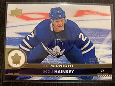 2017-18 UD Midnight #421 Ron Hainsey /25
