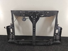 Radiateur Nissan SERENA