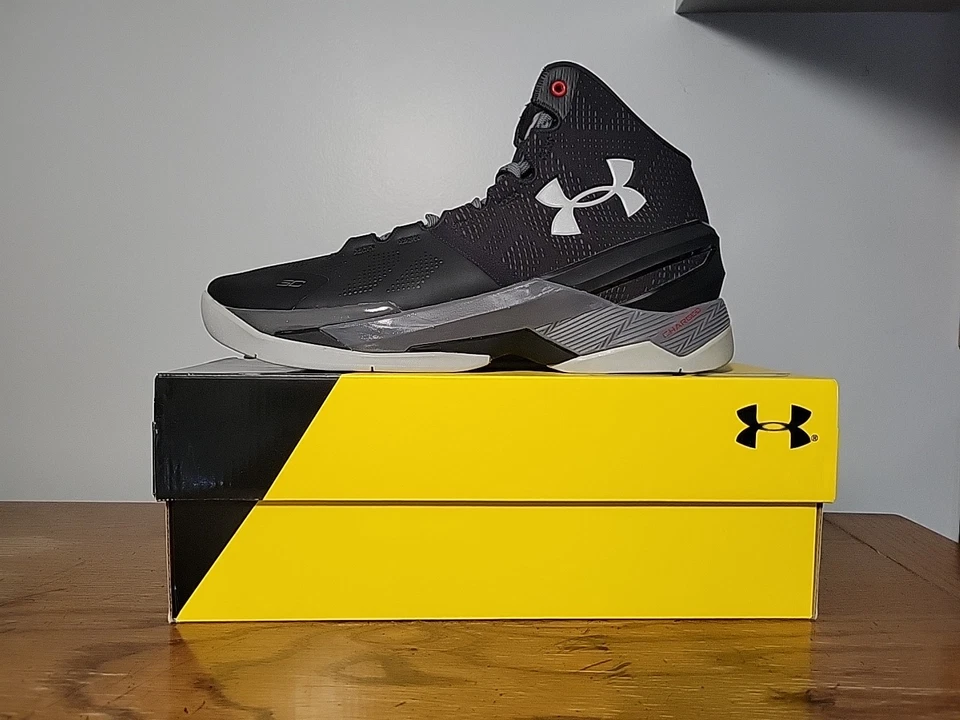 Баскетбольные кроссовки UA Curry 2 BLK/GPH/MSV размер 10 новые в коробке никогда не носились - Изображение 2 из 4