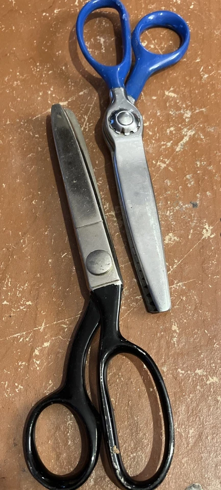 Lot Of 2 Vintage Zigzag Scissors Wiss & Metroloy - Image 4 of 4