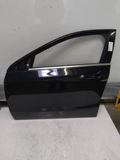 Tür vorne links für Mercedes A-Klasse W176 1,6 M270.910 270.910 M270 A1767200105 Tür vorne links für Mercedes A-Klasse W176 1,6 M270.910 270.910 M270 A1767200105