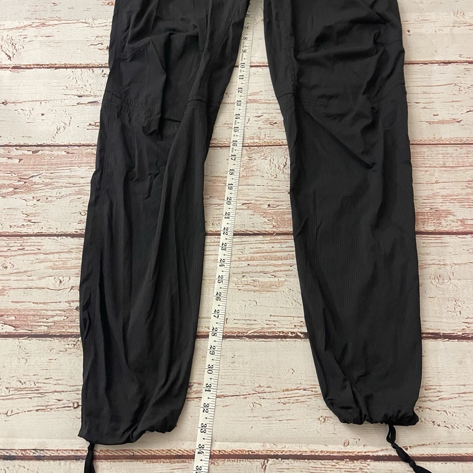 Ropa deportiva de entrenamiento negra Lululemon Dance Studio para hombre talla pequeña entrepierna 33” Foto 4 de 4