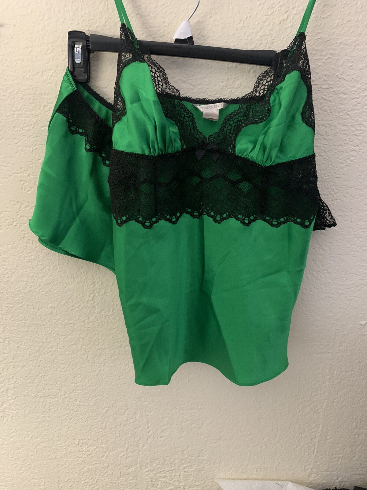 Picture 1 of 16