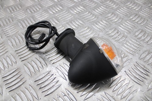 Suzuki SFV 650 Gladius 2011 rear right hand side indicator 2009 - 2015 - Picture 3 of 4