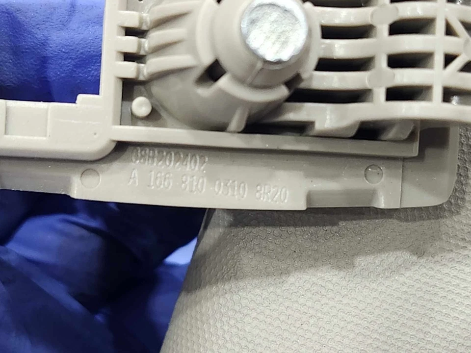 Оригинальный основной солнцезащитный козырек 12–15 Mercedes Benz ML W166 левый со стороны водителя желтовато-коричневый - Изображение 4 из 4