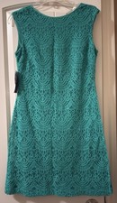 Women’s Lace Green Sleeveless Dress Size 4 NWT