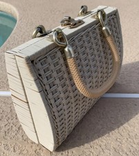 Pretty Handbag Two Handled Vintage Hinged Frame And Clasp Purse