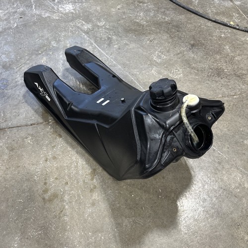 16 17 18 19 POLARIS RUSH AXYS FUEL TANK 2521341 23321