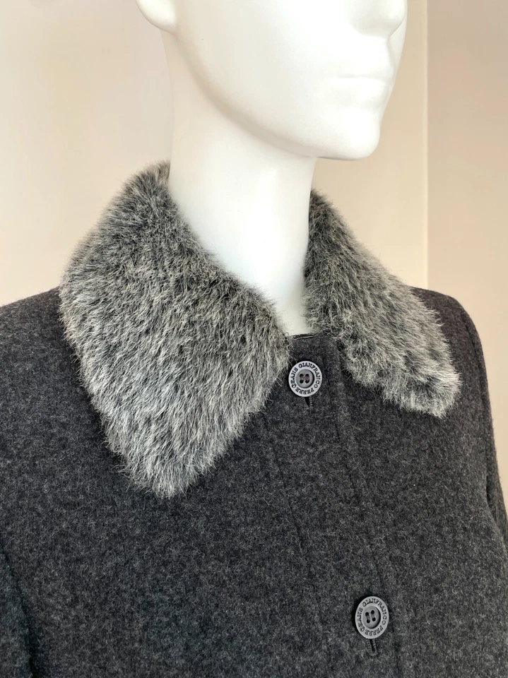 Gianfranco Ferre Vintage 2 Piezas Chaqueta y Mini Falda Conjunto en Gris Oscuro - Talla S Foto 4 de 4