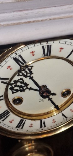 Unusual large striking HAC Mantel Clock - Picture 13 of 13