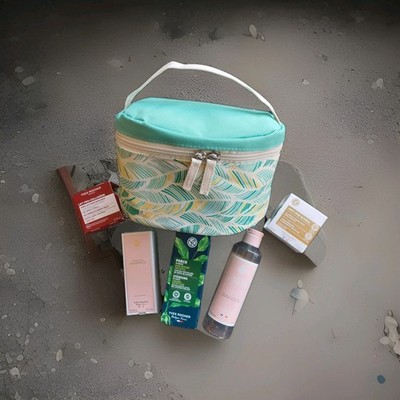 Yves Rocher Beauty Set   SCHNÄPPCHEN!! Parfüm, Cremes, Dusch Gel, Kopfhaut Serum
