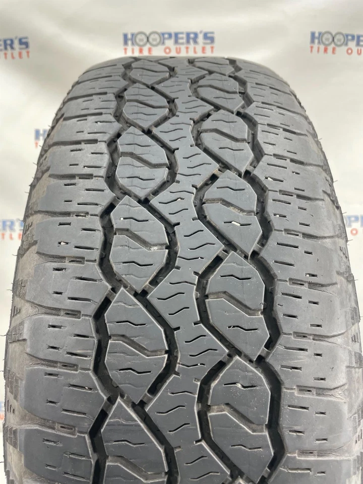 Juego de 4 neumáticos usados Goodyear Wrangler Territory AT P275/65R18 116T calidad 7/32 Foto 2 de 4