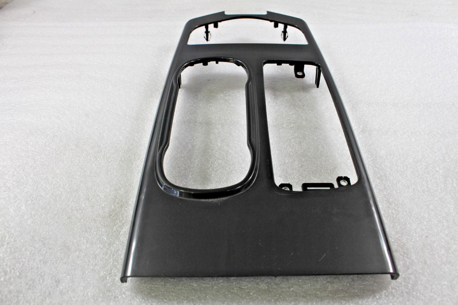 Maserati Ghibli, Center Console Trim, Scratches, Used, P/N 670011187