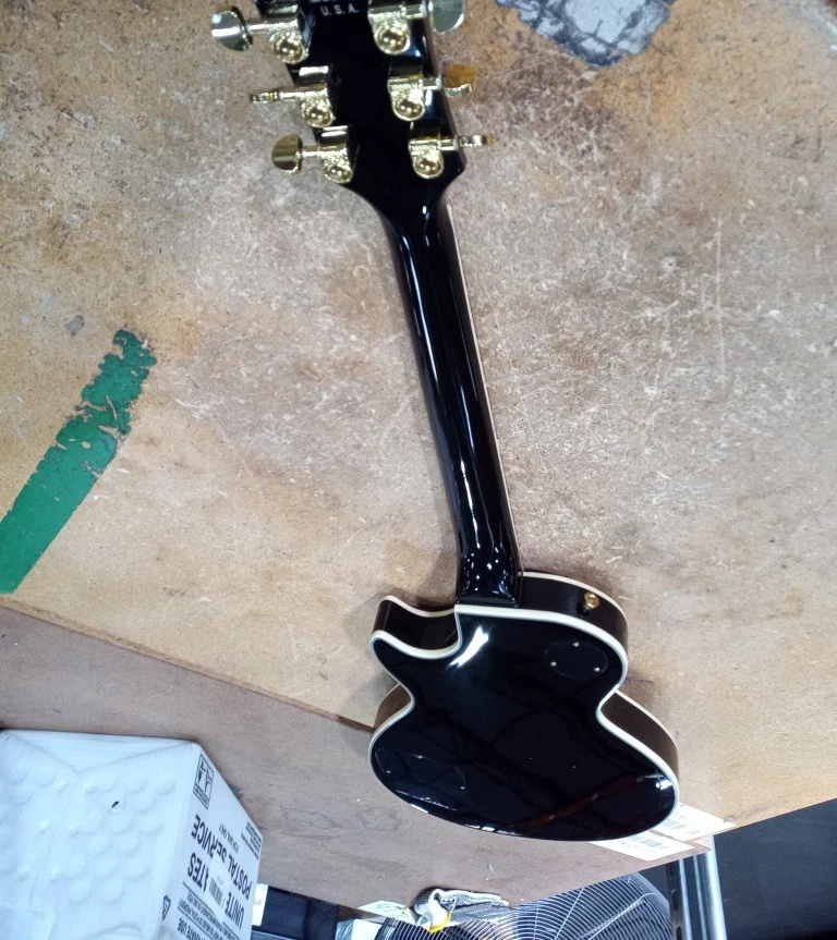 Custom les paul electric guitar Glossy Black Beauty Finished gold hardware - Image 3 of 4