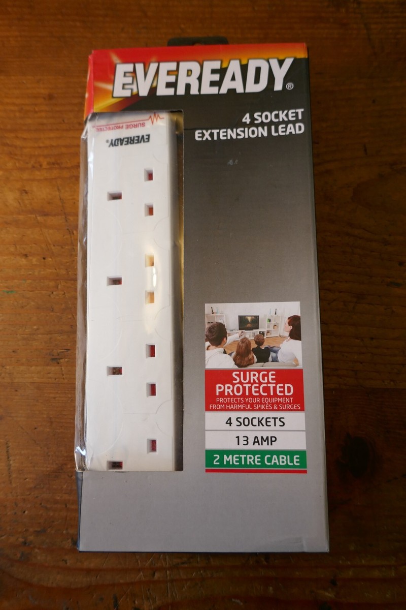 Eveready 13 amp Socket Extension Lead x Meter with Surge