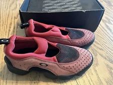 VTG OAKLEY Flesh Sandal NWT NEW Red/Black Men's 8.5 DEADSTOCK Y2K Romeo Juliet 