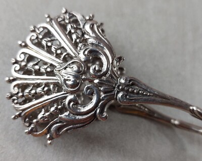 Ancienne Pince à Mignardise En Argent 800 – Finement Décorée – Service élégant