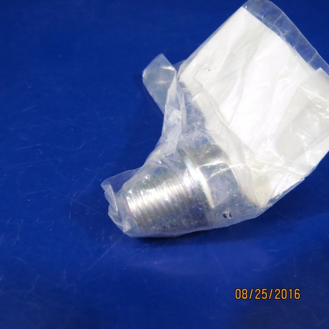 NEW OEM YAMAHA OIL DRAIN PLUG ROAD ROYAL V STAR MAX R1 R6 FZ1 90340