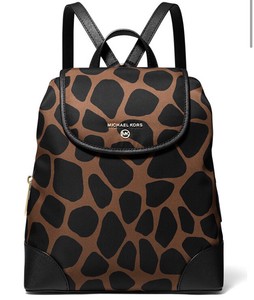 michael kors raven medium backpack