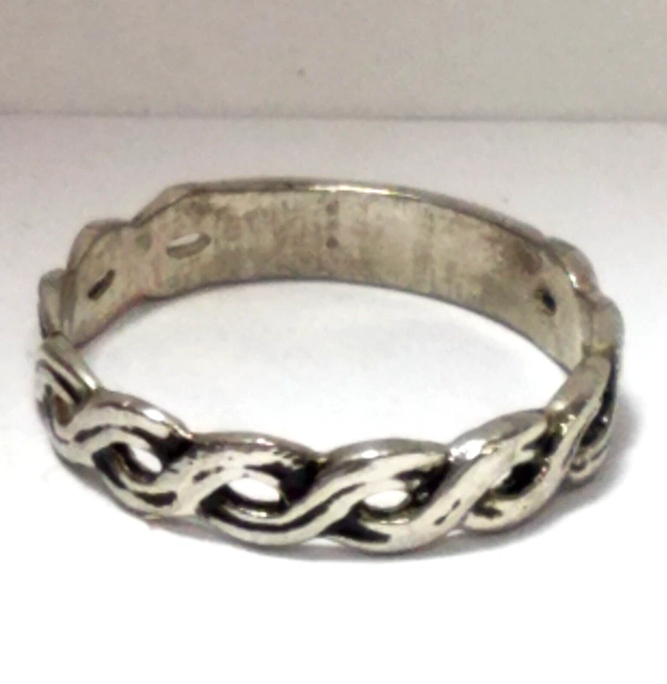 Vintage Silver Tone Black Enamel  Braided Wedding Band Ring Size 5.5 US - Image 3 of 4