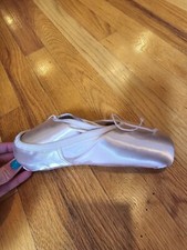 Russian Pointe Muze Muse - 38 w2 v2 Flexible Medium Shank New