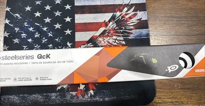 SteelSeries QcK Gaming Mouse Pad Medium 320 × 270 × 2mm Non-slip Black