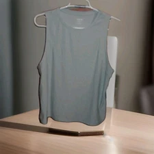 OLD NAVY ACTIVE CLOUD MOTION WOMANS ATHLETIC TANK NEW WITH TAGS SZ MEDIUM