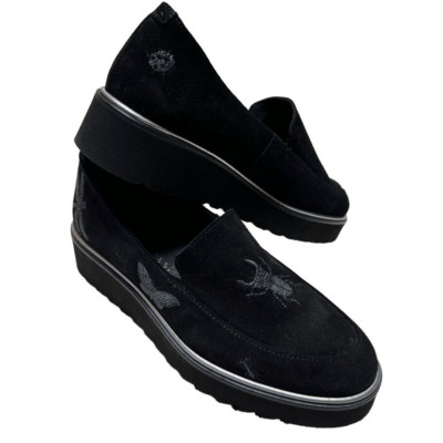 Eric Michael Women s Black Suede Embroidered Insect Loafers Sz 37/5.5