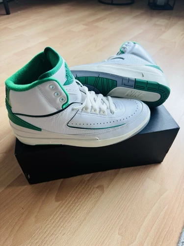 Neue Air Jordan Retro 2